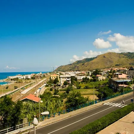 Per Vacanze Fiore Bazzarelli Srl *