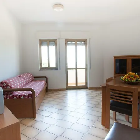 Per Vacanze Fiore Bazzarelli Srl *